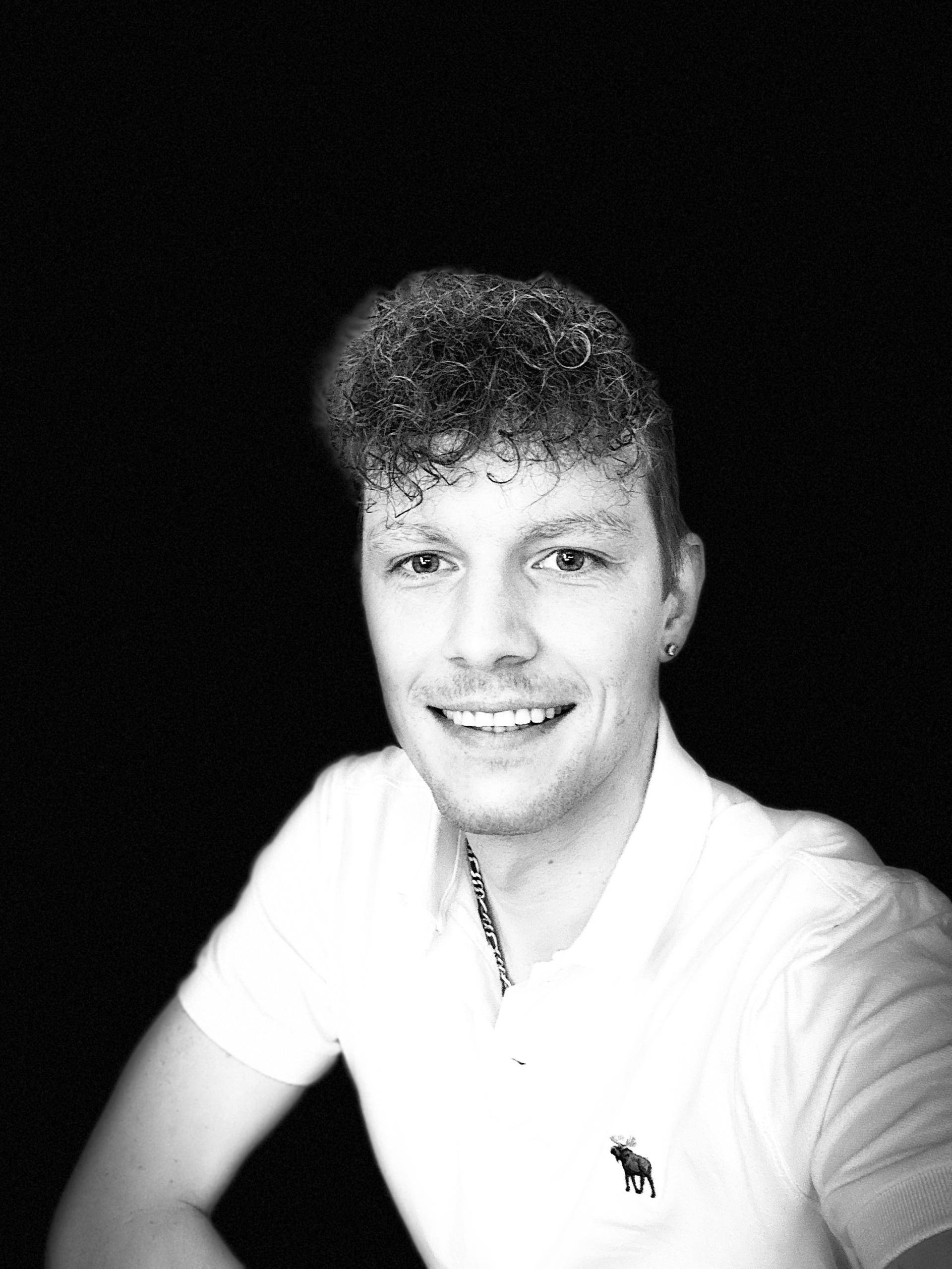 Trainer: Florian Perst